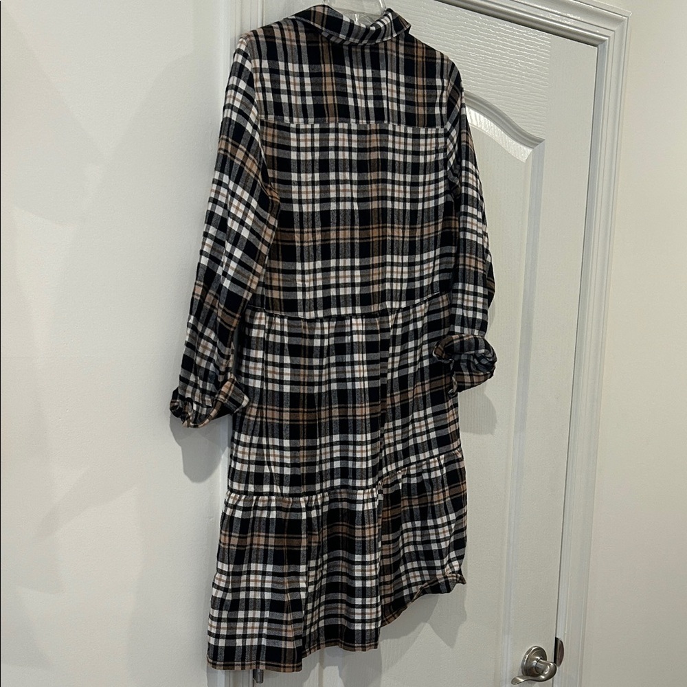 LOFT Black and Tan Checkered Blouse - Picture 5 of 5